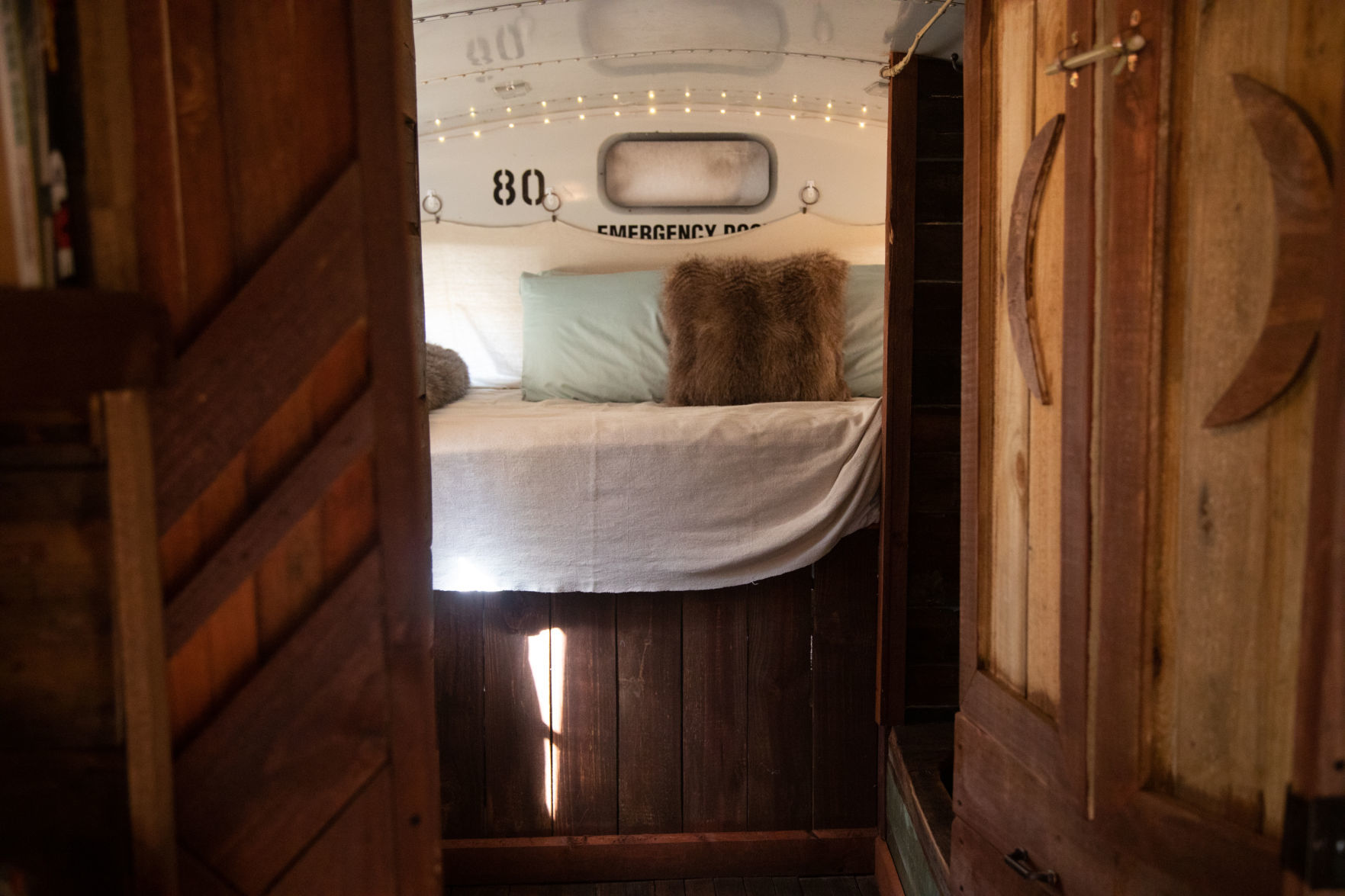 Bus Airbnb 07